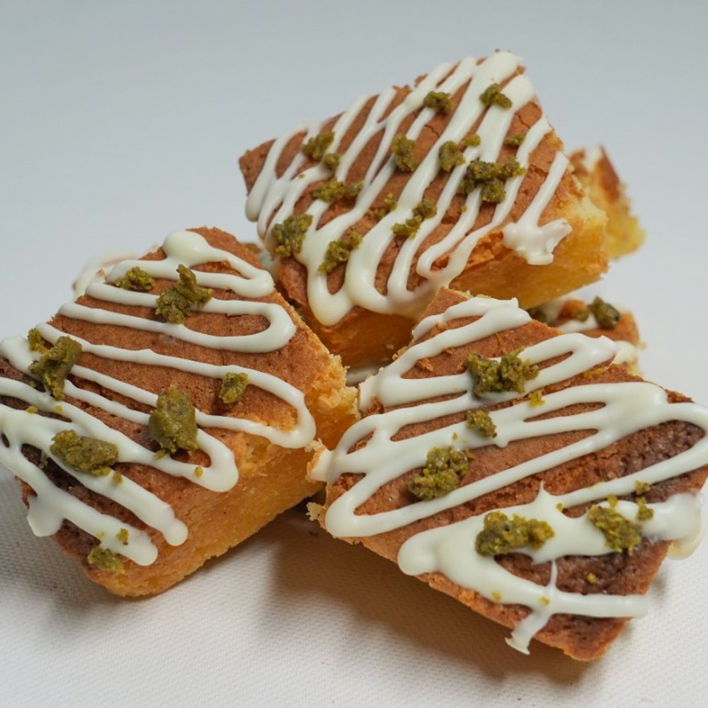 White Chocolate Brownie photo 3